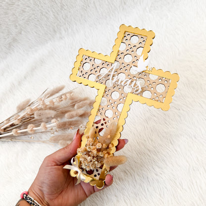 Croix en cannage